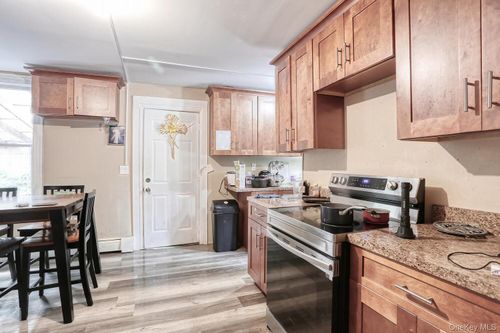 165 Route 17, Hillburn, NY, 10931-1159 | Card Image