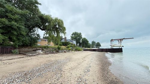 8340 Lakeshore Rd, Burtchville, MI, 48059-1327 | Card Image