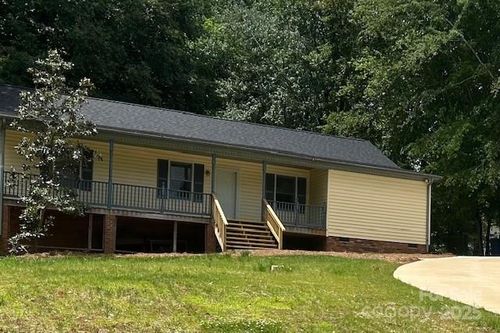 103 Sycamore Rd, Salisbury, NC, 28147-9179 | Card Image