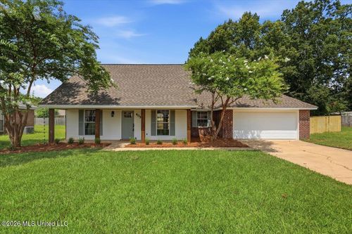605 Suncrest Cv, Richland, MS, 39218-8711 | Card Image
