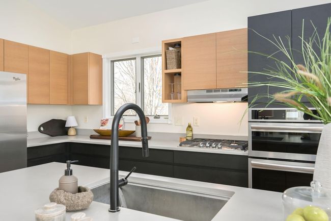 Center island sink | Image 24