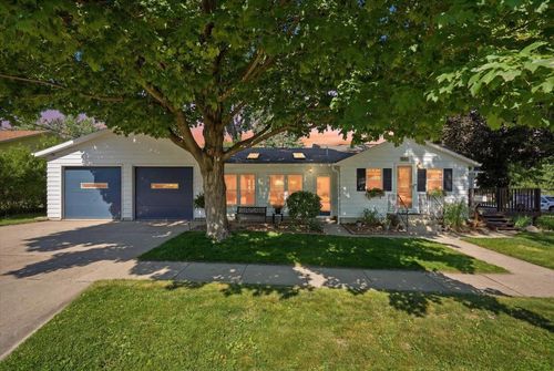 1102 Grant St, Fort Atkinson, WI, 53538-2509 | Card Image