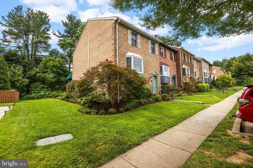 55 Cherrywood Ct, COCKEYSVILLE, MD, 21030-1927 | Card Image