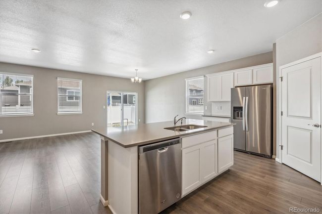 1572 Illingworth Dr, House other with 3 bedrooms, 2 bathrooms and 3 parking in Windsor CO | Image 8