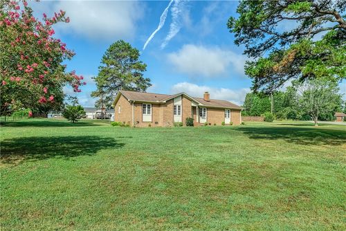 7 Lisa Dr, williamston, SC, 29697-9554 | Card Image