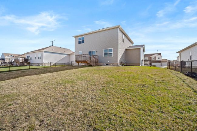 5506 145 Th St, Home with 5 bedrooms, 4 bathrooms and null parking in Urbandale IA | Image 23