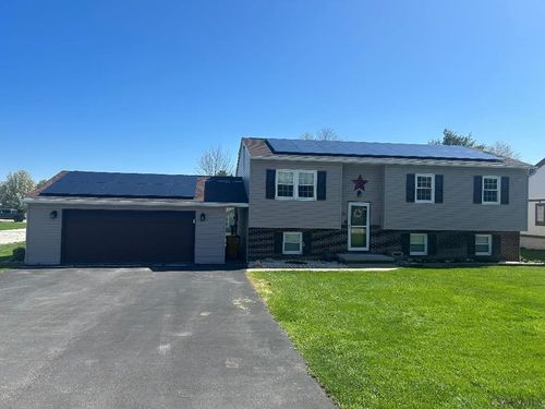 1501 Maplehurst Dr, Somerset, PA, 15501-2710 | Card Image