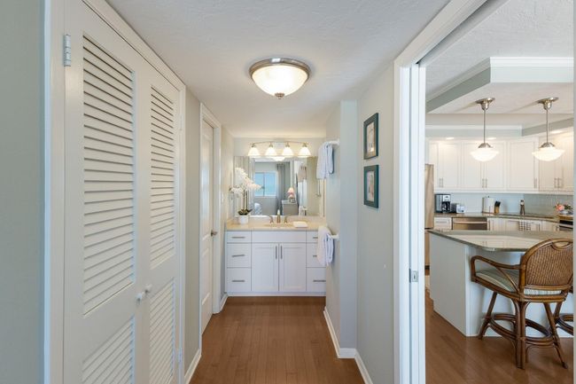 UNIT-204 - 5300 Gulf Dr, Condo with 2 bedrooms, 2 bathrooms and null parking in Holmes Beach FL | Image 27