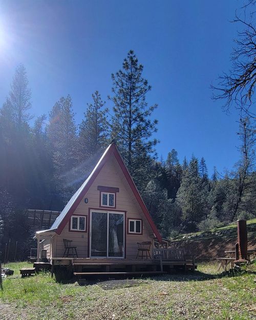 2450 White Rock Rd, Platina, CA, 96076-9707 | Card Image