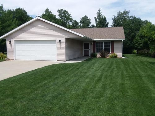 1517 Dale St, Saint Joseph, MN, 56374-8507 | Card Image
