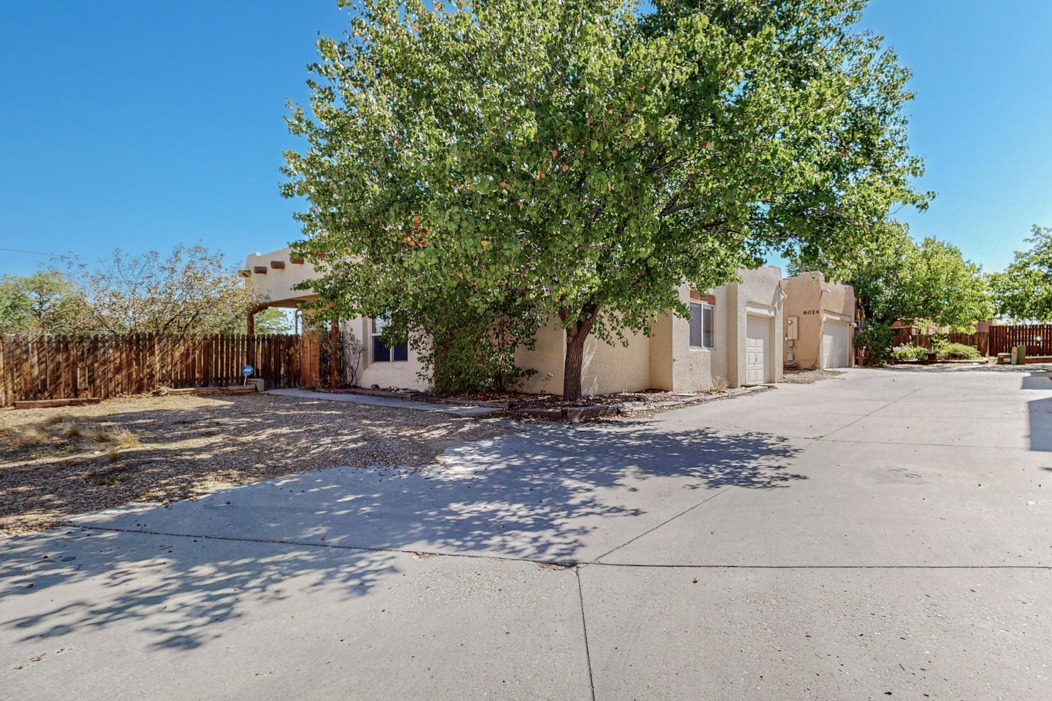 Monte Azul Pl, Santa Fe, NM 87507