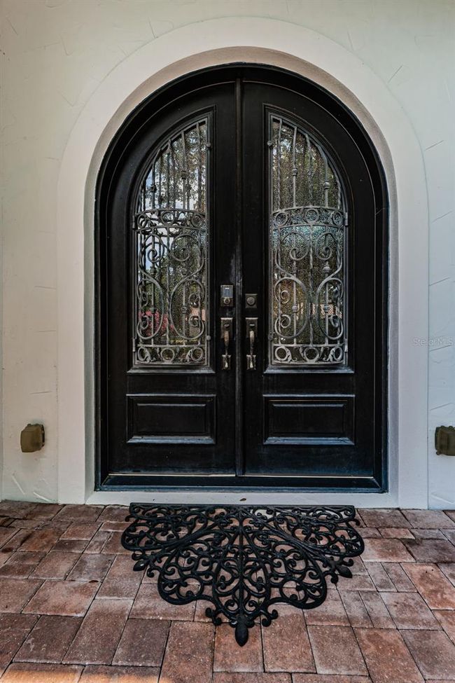 147 Bay Point Dr Ne, House other with 4 bedrooms, 4 bathrooms and null parking in St Petersburg FL | Image 8