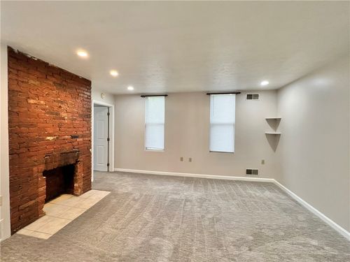 2-124 Virginia Ave, Mt Washington, PA, 15211-1612 | Card Image