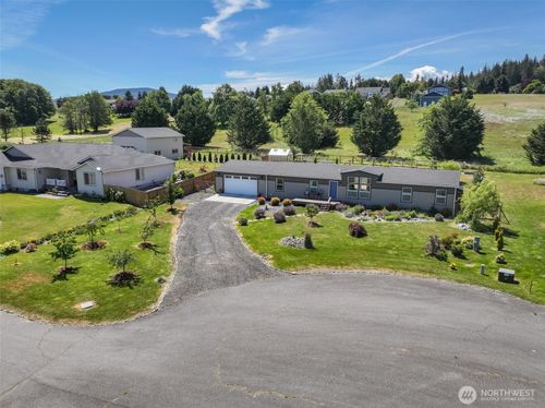 61 Kestral Pl, Sequim, WA, 98382-5050 | Card Image