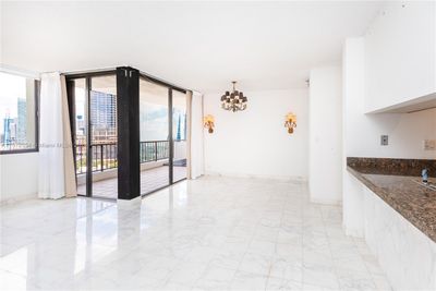 1107 - 1581 Brickell Ave, Condo with 1 bedrooms, 1 bathrooms and null parking in Miami FL | Image 3