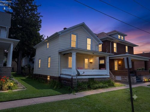 205 N Wood St, Fremont, OH, 43420-2441 | Card Image