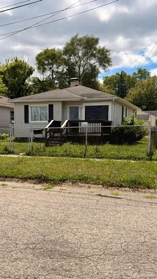 1329 Neubert Ave, Flint, MI, 48507-4801 | Card Image