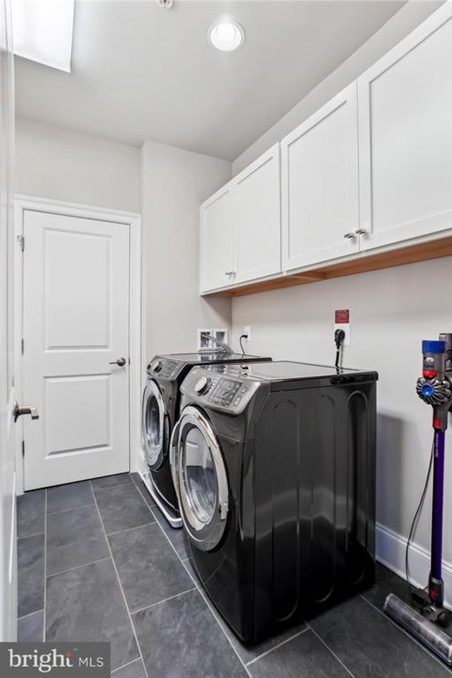 20440 Northpark Dr, Townhouse with 4 bedrooms, 6 bathrooms and null parking in ASHBURN VA | Image 55