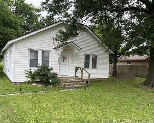 111 S Bailey, Pryor, OK, 74361 | Card Image