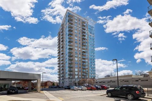 1304-90 Landry St, Vanier, ON, K1L0A9 | Card Image