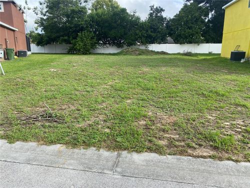 1304 Salisbury Dr, WINTER HAVEN, FL, 33881-4316 | Card Image