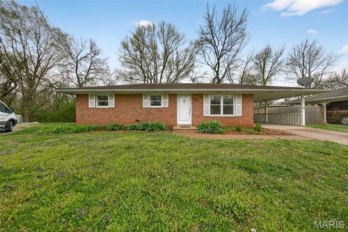 109 Village Dr, Collinsville, IL, 62234-4134 | Card Image