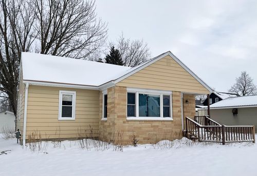 104 Ne Market St, Brownsdale, MN, 55918-8822 | Card Image