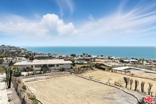 3516 Shoreheights Dr, Malibu, CA, 90265-5647 | Card Image