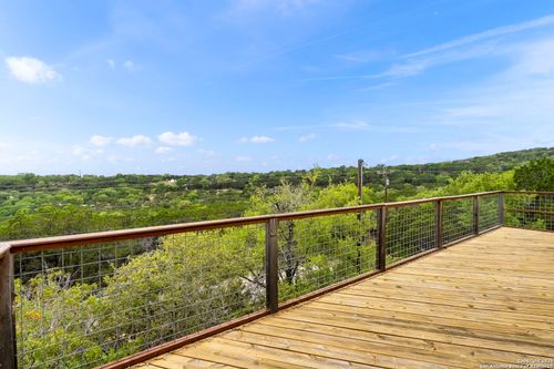 13700 Park Road 37, Lakehills, TX, 78063 | Card Image