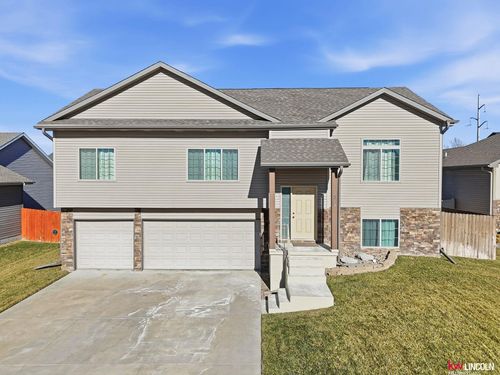 9238 Garland St, Lincoln, NE, 68505-7900 | Card Image