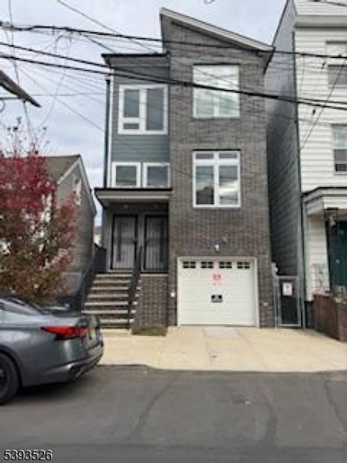 38 Blum St, Newark, NJ, 07103-2005 | Card Image