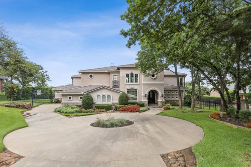 1600 Noble Way, Flower Mound, TX, 75022-8106 | Card Image