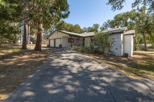 48866 Rock Point Rd, Oakhurst, CA, 93644 | Card Image
