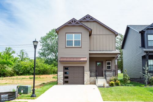 551 Charleston Cove Way, Clarksville, TN, 37043-2739 | Card Image
