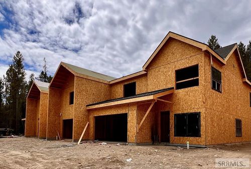 4345 Yeti Ln, Island Park, ID, 83429 | Card Image