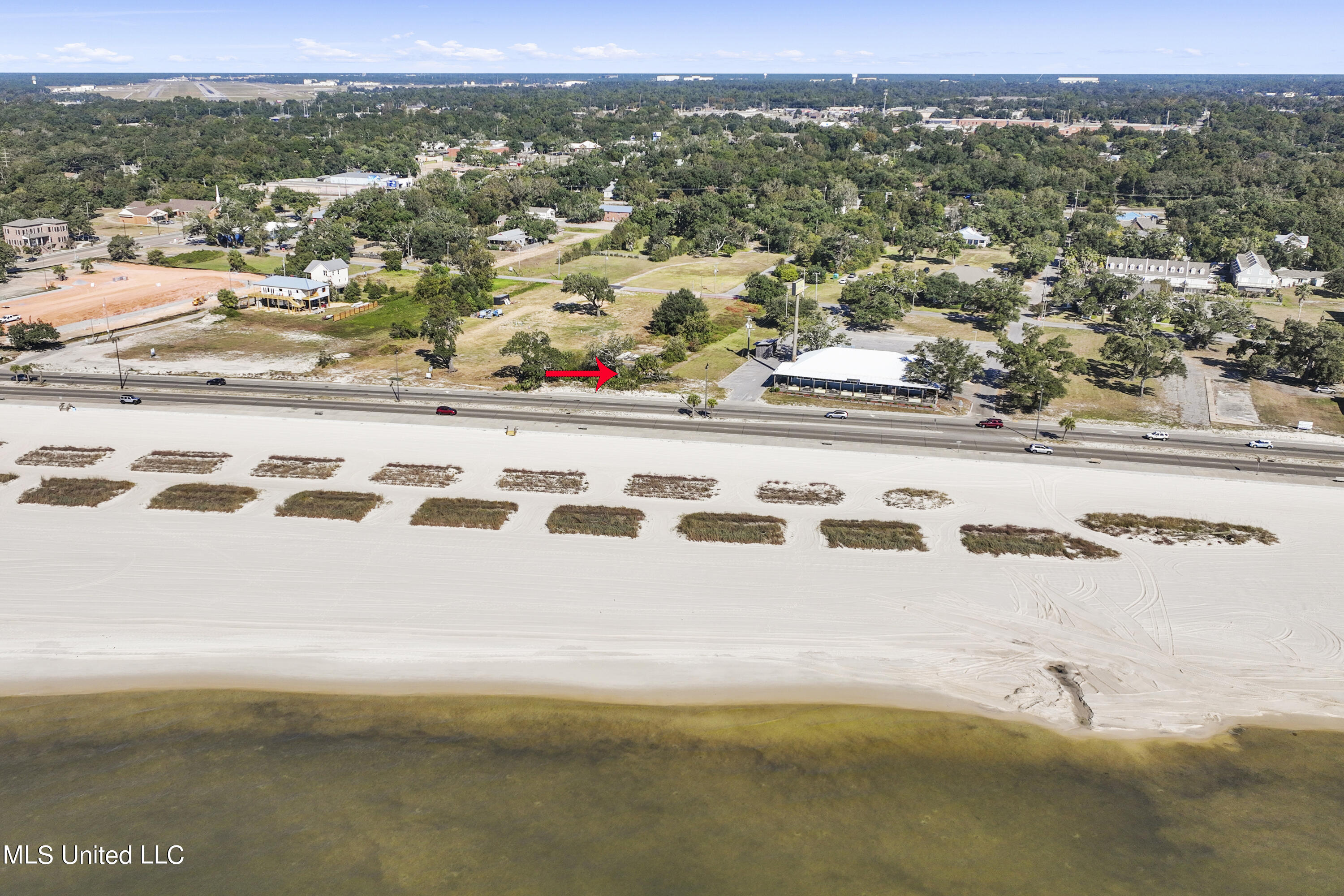 538 Beach Dr, Gulfport, MS 39507