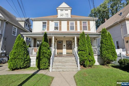 130 Park Ave, Englewood, NJ, 07631-3324 | Card Image