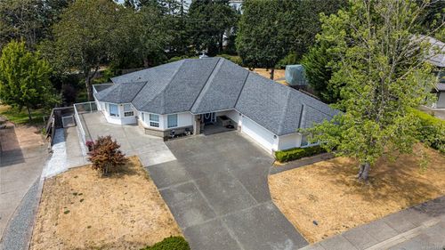 6037 Stonehouse Pl, Duncan, BC, V9L5M8 | Card Image