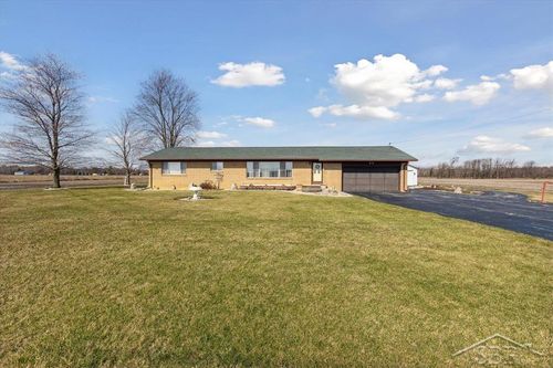 2730 S Merrill Rd, Merrill, MI, 48637-9766 | Card Image