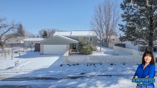 214 Bozeman, Glenrock, WY, 82637 | Card Image
