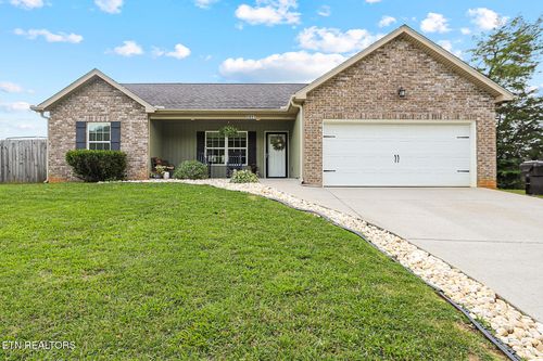 2827 Palace Green Rd, Knoxville, TN, 37924-1156 | Card Image
