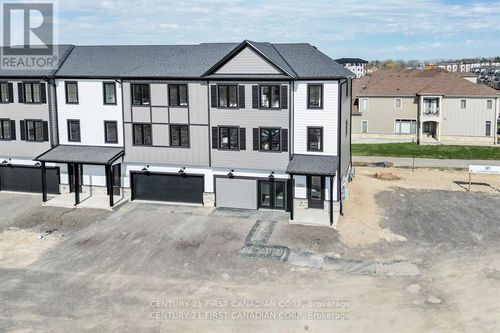 9-310 Callaway Rd, London, ON, N6G3Z1 | Card Image