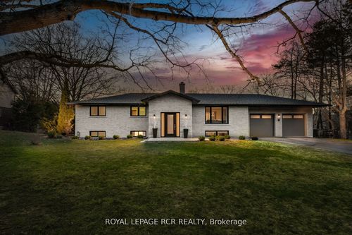 {{alt}} | Card Image