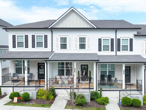 720 Fordham Dr, Brentwood, TN, 37027-1561 | Card Image