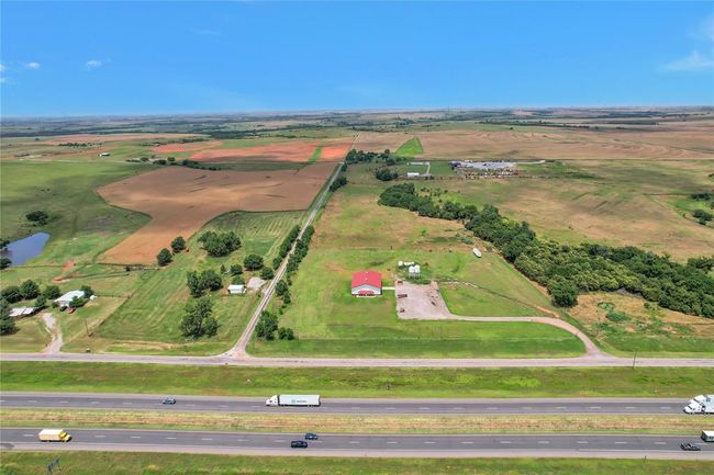 23003 N Frontage Rd, Home with 0 bedrooms, 0 bathrooms and null parking in Clinton OK | Image 21