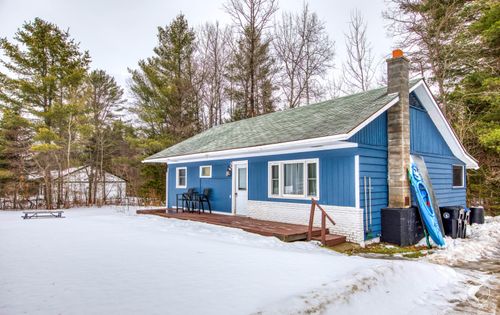 42 Church St, Lake Placid, NY, 12946-1827 | Card Image