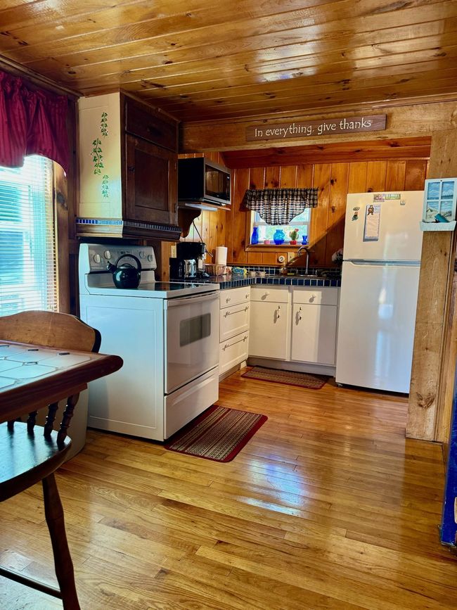 37 Town Beach Rd, House other with 2 bedrooms, 1 bathrooms and null parking in Winchester NH | Image 6