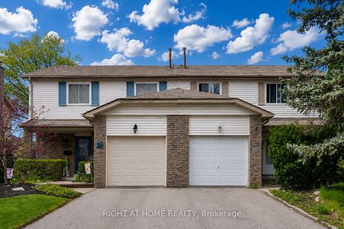 18 Goodfellow St, Whitby, ON, L1P1C4 | Card Image