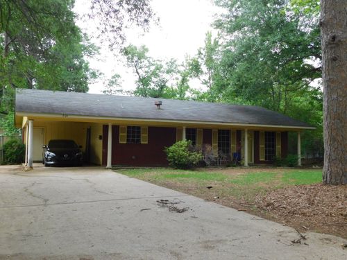 206 Roy St, Springhill, LA, 71075-4128 | Card Image