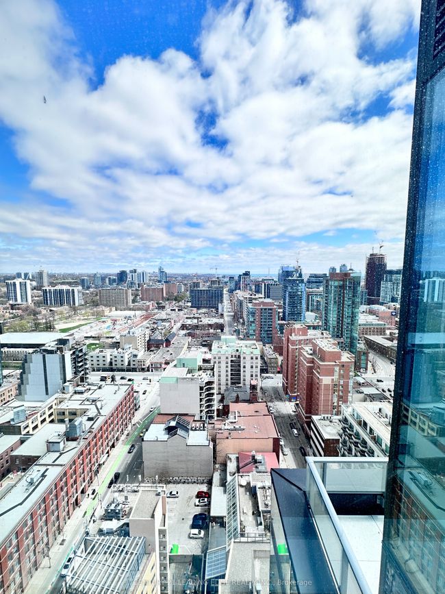 3106 - 89 Church St, Condo with 2 bedrooms, 2 bathrooms and null parking in Toronto ON | Image 14